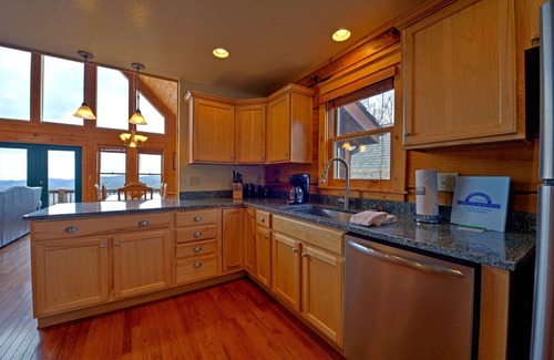 Wolf Laurel Cabin | Scenic 3-Story Cabin w/Hot Tub, Panoramic Views, Near Hatley + Biltmore Pass