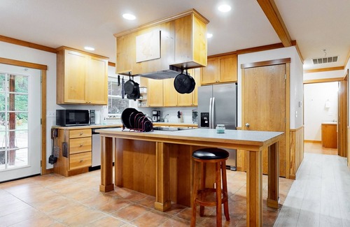 Port Orchard House | Scenic dog-friendly home with forest views, firepit, wood stove, & W/D