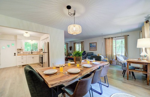 Muskegon House | Scenic Drive Resort - Bohemian Wonderland