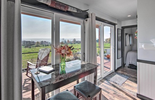 Pine Grove House | 'Scenic Escapes' Romantic Pine Grove Getaway!