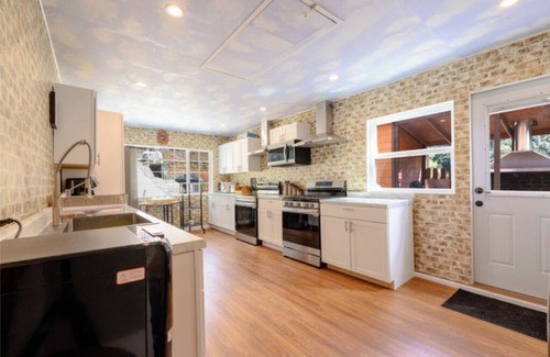 Pine Mountain Club Cabin | Scenic Frazier Park Cabin Stay