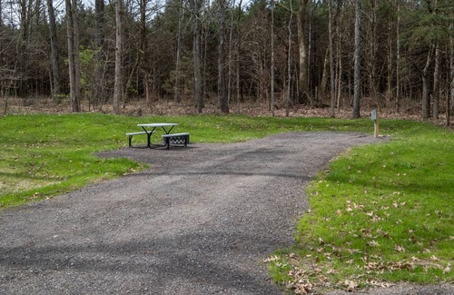 Rural Hill RV Rental | Scenic, Full-Hookup Back-In Campsite Just Outside Nashville!
