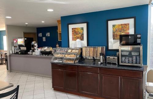 Branson Theater District Hotel | Scenic Hills Inn