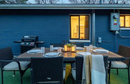 Flagstaff House | Scenic Mountain Getaway by the Park