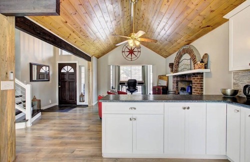 Boise House | Scenic Nest in the Wilderness
