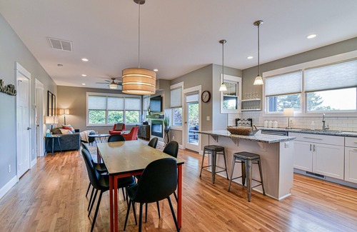 Woodfin House | Scenic Stay at The Caroline Townhome