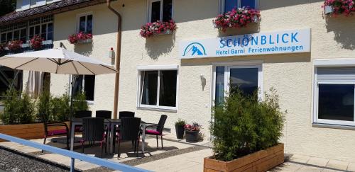 Lindenberg im Allgaeu House | Schönblick Hotel Garni Ferienwohnungen