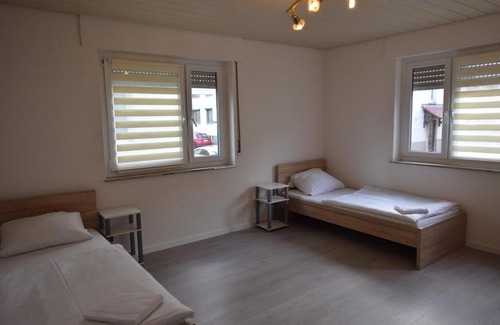 Stuttgart Apartment | Schöne 3 Zimmer Wohnung in Wangen