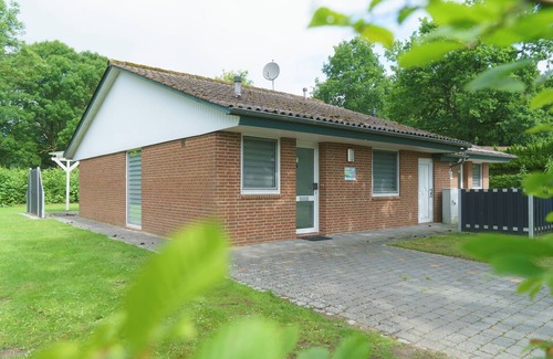 Norderteil House | Schöne Doppelhaushälfte im Ferienpark Achtern Diek