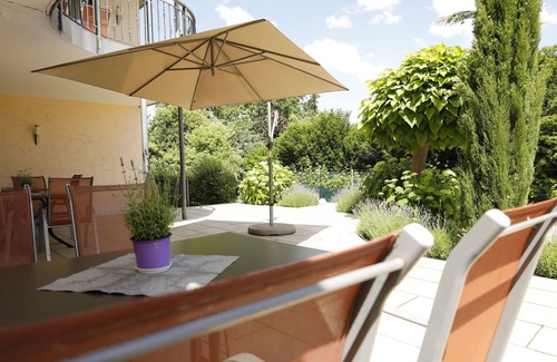 Maikammer Apartment | Schöne Ferienwohnung im Rebenmeer in Maikammer/pfalz. Perfekt für Weinliebhaber!