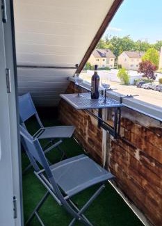 Konigstadten Apartment | Schöne, helle 3 Zimmer mit Klimaanlage