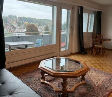 Koeniz Apartment | Schöne Wohnung in Bern