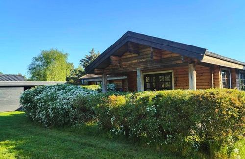 Kramnitse House | Schönes Ferienhaus auf Riesigem Grundstück für 5 Personen