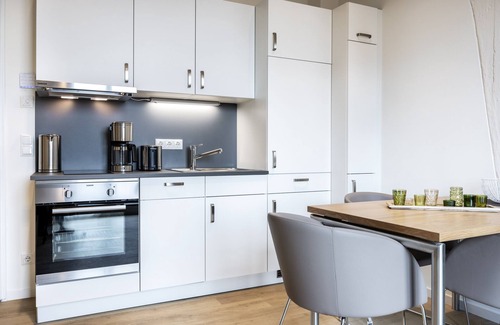Wismar Apartment | Schickes Hafenapartment mit Balkon und Tollem Ausblick in Hervorragender Lage