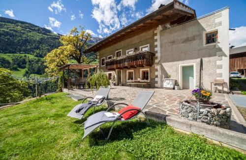 San Leonardo in Passiria Apartment | Schildhof Ebion Schildhofsuite