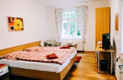 Waffensen Apartment | Schloms Hof