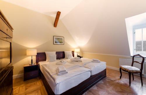 Neuhausen Hotel | Schloss Purschenstein
