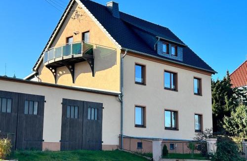 Stolpen Apartment | Schlossblick und Komfort in Stolpen, cleaning included