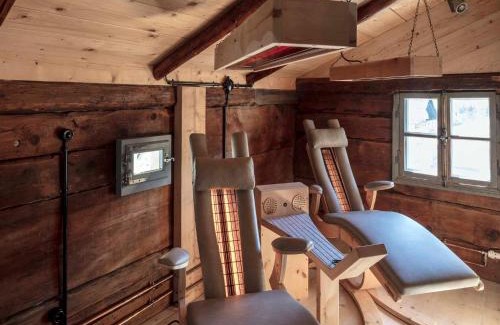 Lam House | Schlosserhaus Lam