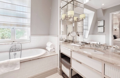 Charlottenburg-Wilmersdorf Hotel | Schlosshotel Berlin