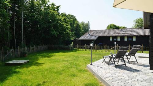 Damp House | Schmidt's Huus
