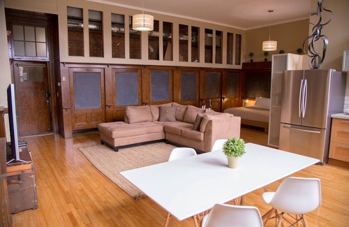 Neighborhood of the Arts Hotel | School 31 Lofts at Colors Studios