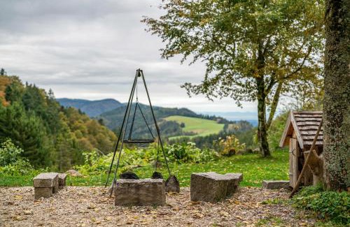 Guetenbach Apartment | Schwarzwald Chalet - Karlshütte