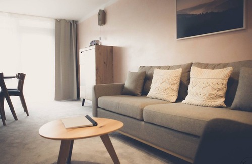 Tonbach Condo | Schwarzwaldzauber-wunderschöne Ferienwohnung mit Pool und Sauna