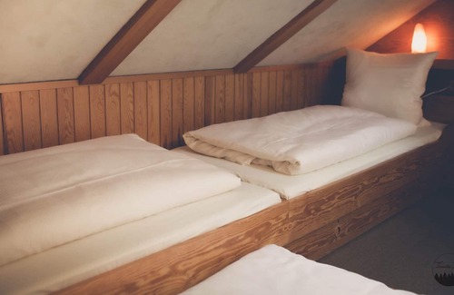Tonbach Condo | Schwarzwaldzauber-wunderschöne Ferienwohnung mit Pool und Sauna