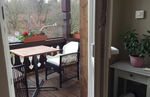 Loschwitz Apartment | Schweizerhaus - Apartment 6 - Studio für 2 Personen mit Balkon