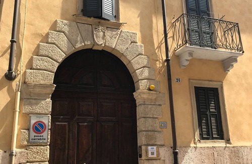 Verona City Centre Apartment | SCIESA 24 APARTMENTS - CIR 023091-LOC-01674 - CIN IT023091C2RKYIHNOG