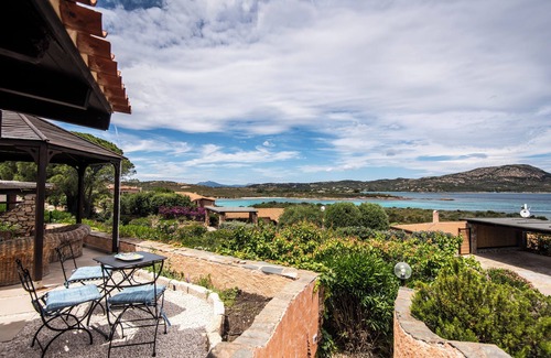 Tiriddo House | Scoglietto 46 150m From The Sea, Costa Corallina, Italy