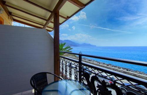 Palaiochora House | Scorpios Family Rooms