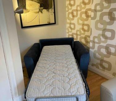 Whiteinch Apartment | Scotstoun 1 Bed Flat