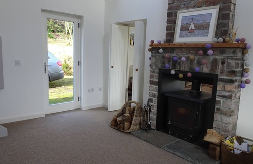 Tarbert Cottage | Scottish coastal cottage with outstanding uninterrupted panoramic sea views