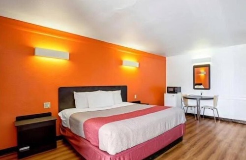 Texas City Hotel | Scottish Inns and Suites Texas City, TX