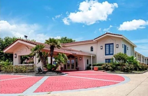 Texas City Hotel | Scottish Inns and Suites Texas City, TX