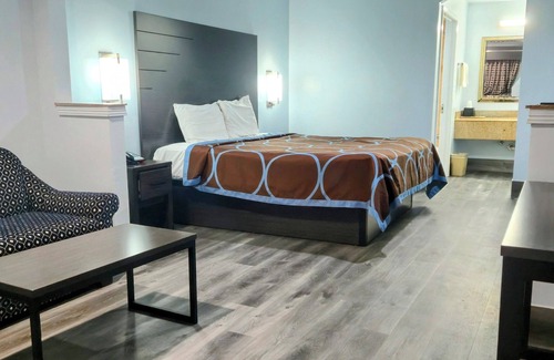 Northeast Houston Hotel | Scottish Inns and Suites East Sam Houston Pkwy