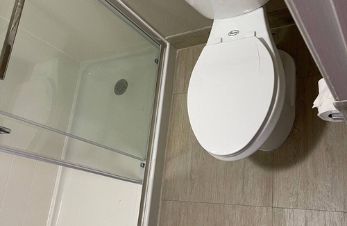 Commerce Hotel | Scottish Inns