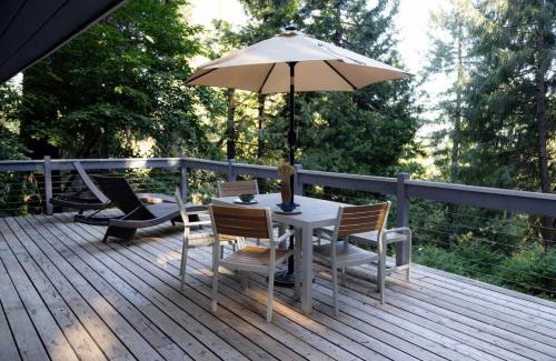 Nevada City House | Scotts Flat Lakeside Retreat