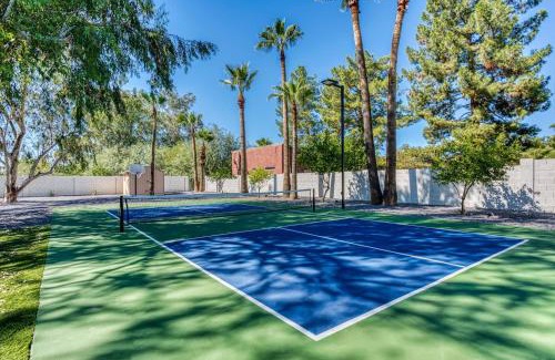 Shea North Estates House | Scottsdale Free Heated Pool & Private Pickle Ball