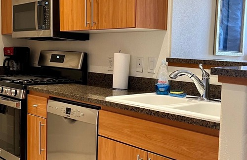 Desert View Village Condo | Scottsdale Oasis Condo near golf and shopping