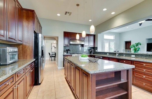 Carefree Rolling Hills House | Scottsdale Splendor: 4 BR w/Pool & Gym!nn