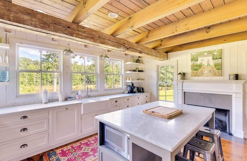 Rising Fawn House | ScoutLands Cabin with a private pond!