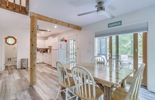 Rowland House | Screened Porch & Deck: Pet-Friendly Poconos Escape