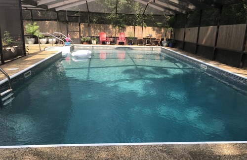 Hattiesburg House | Screened, Private Pool in Quiet Midtown Family Neighborhood