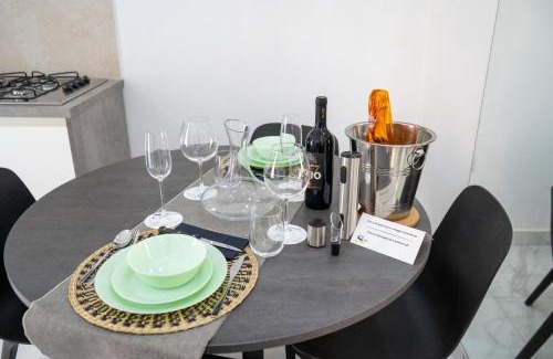 Historical Center Apartment | Scugnizzo Apartment SMART