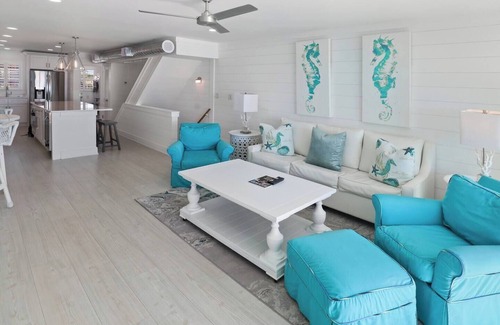 Delos Apartment | SD12 3BR/2kit/PRV BCH Free Beach Svc
