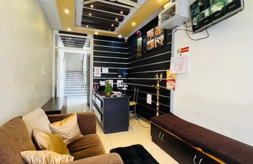 Shravanabelagula Hotel | SDK Residency