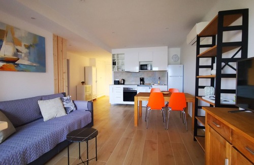 Palamos Apartment | SE3.105-Apartment 150 M. from the beach of la Fosca (Palamos)